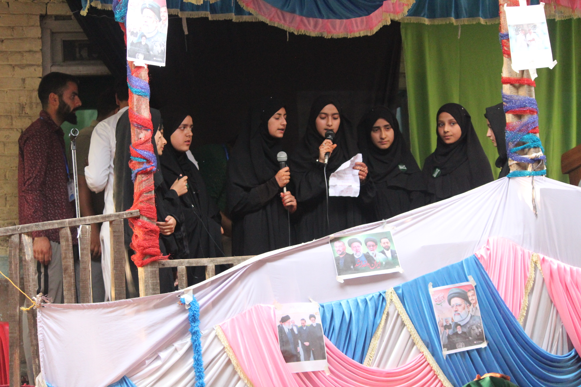 Senior Girls Reciting